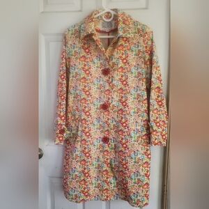 BILLBLASS ALL OVER FLORAL VINTAGE PRINT BUTTON DOWN COAT, SIZE 4